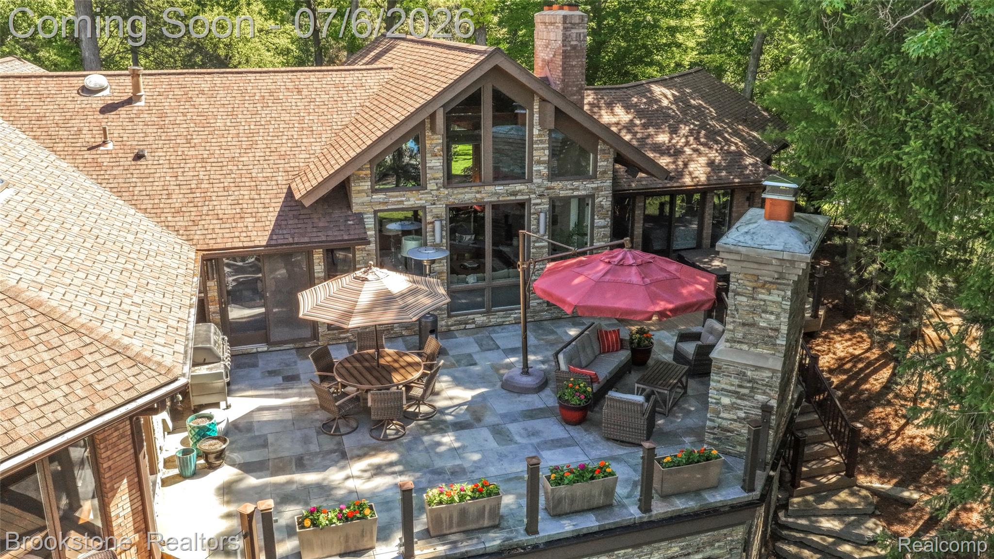 7215 DEER LAKE Court