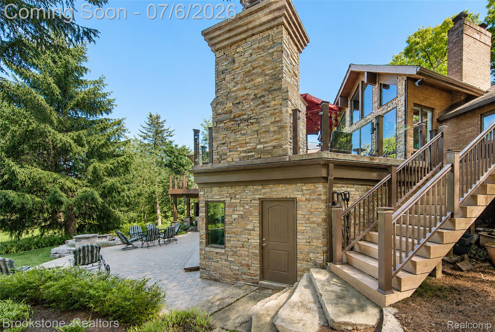 7215 DEER LAKE Court