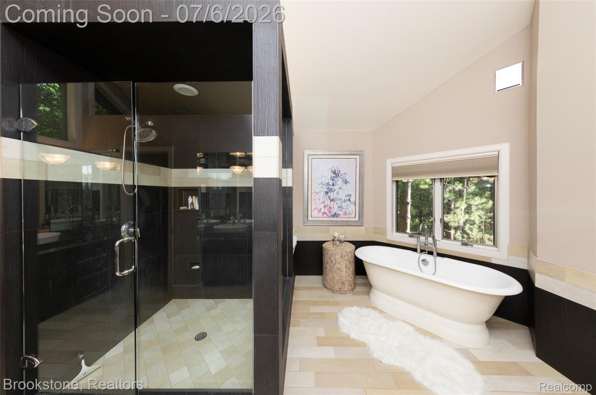 7215 DEER LAKE Court