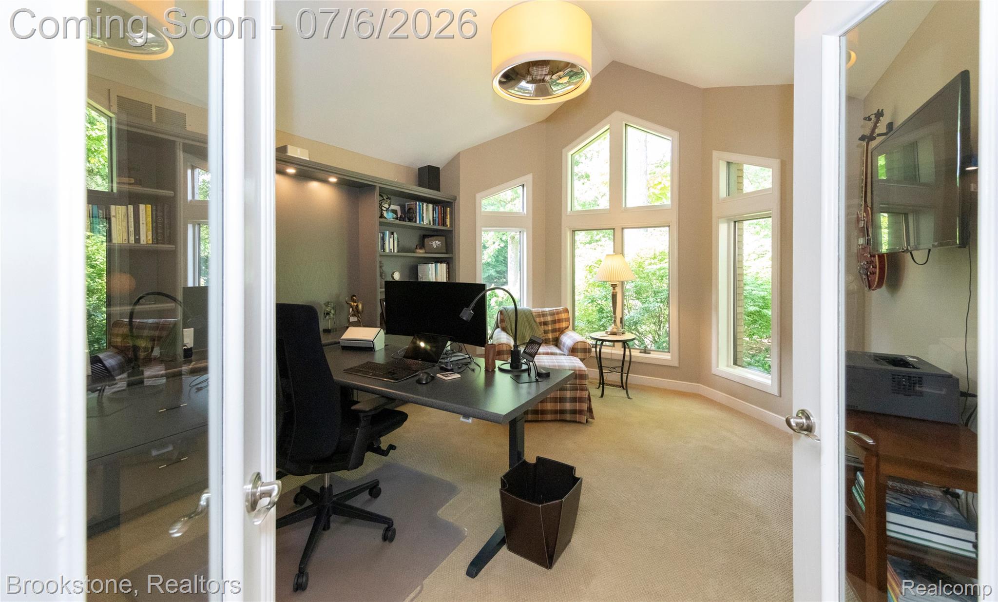 7215 DEER LAKE Court