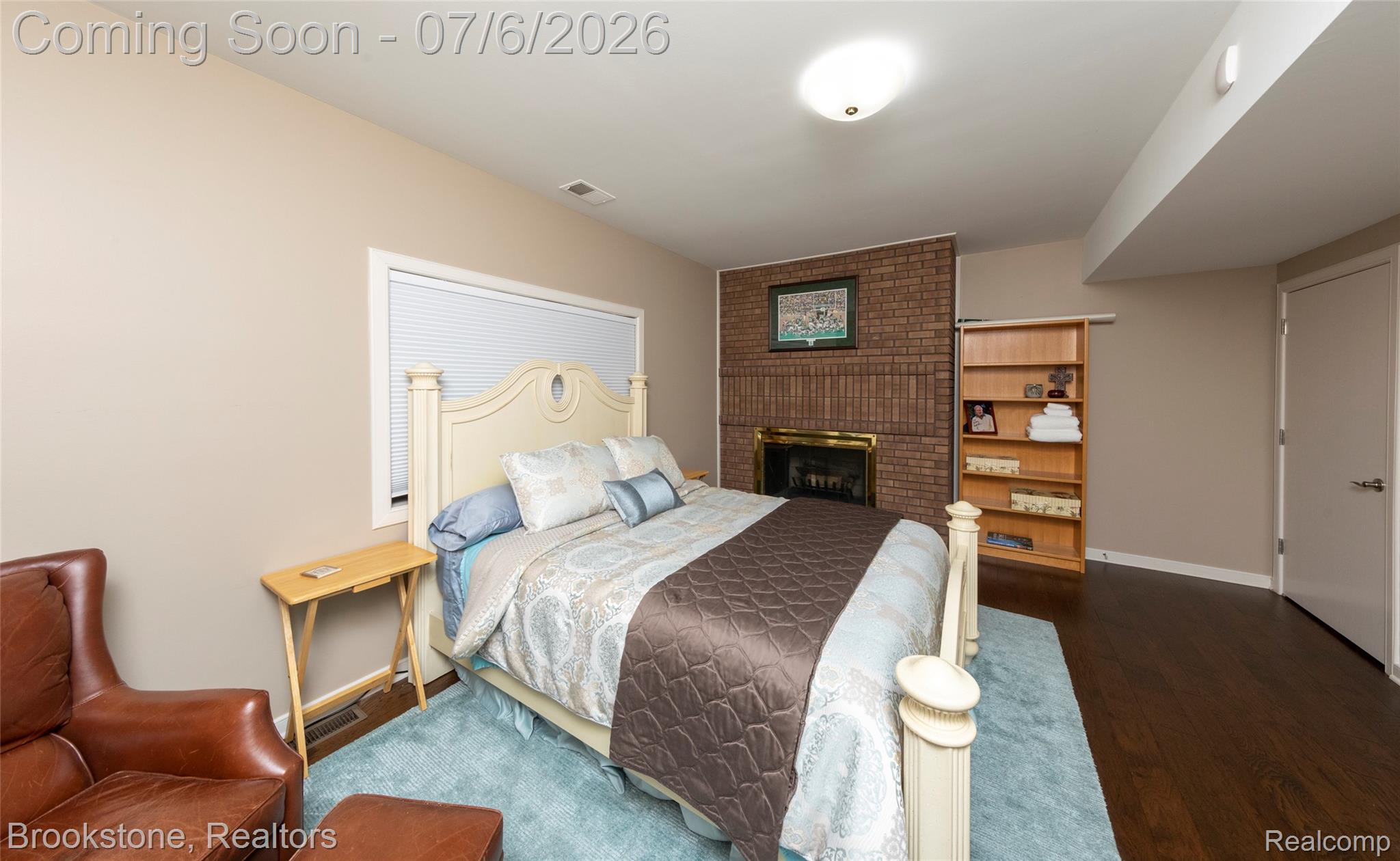 7215 DEER LAKE Court