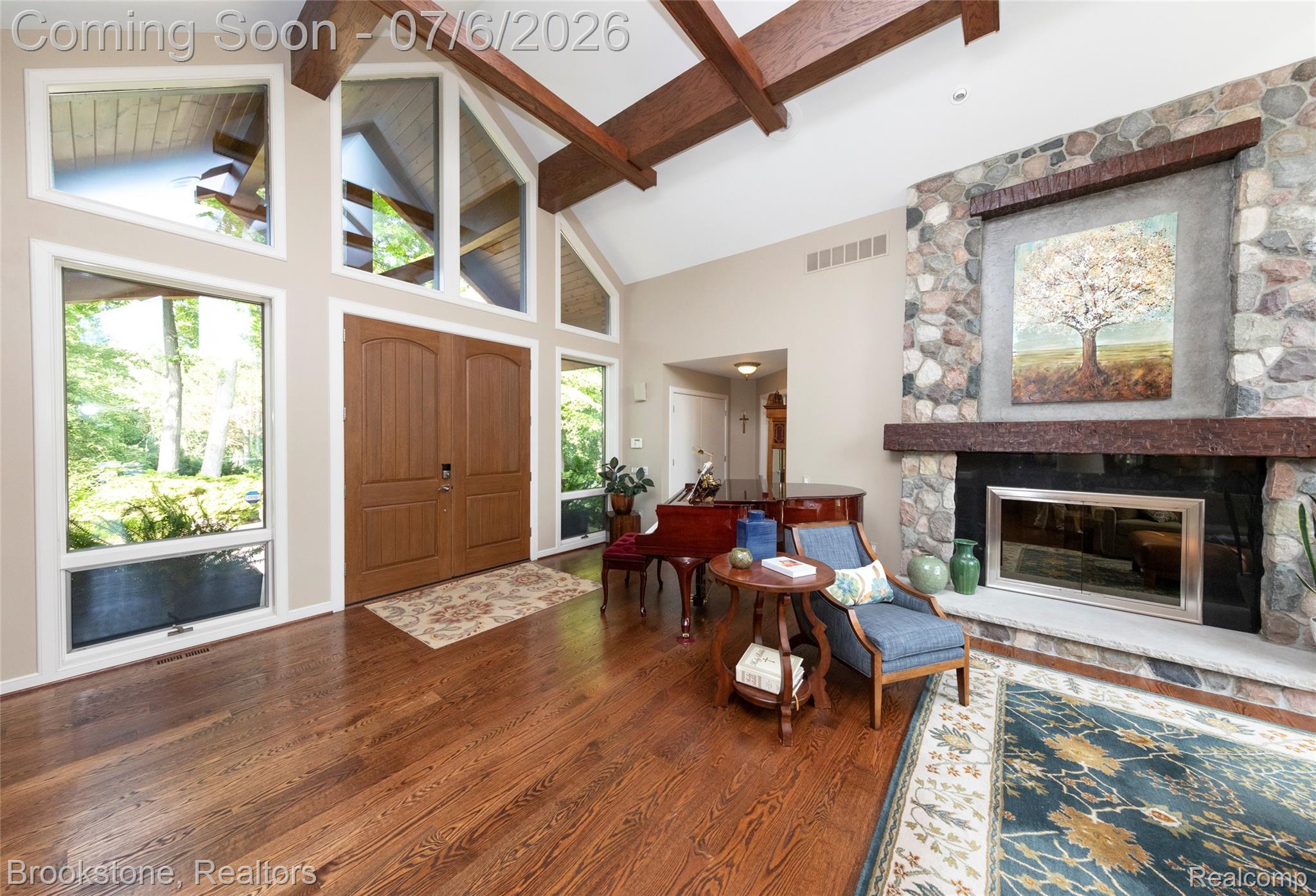 7215 DEER LAKE Court
