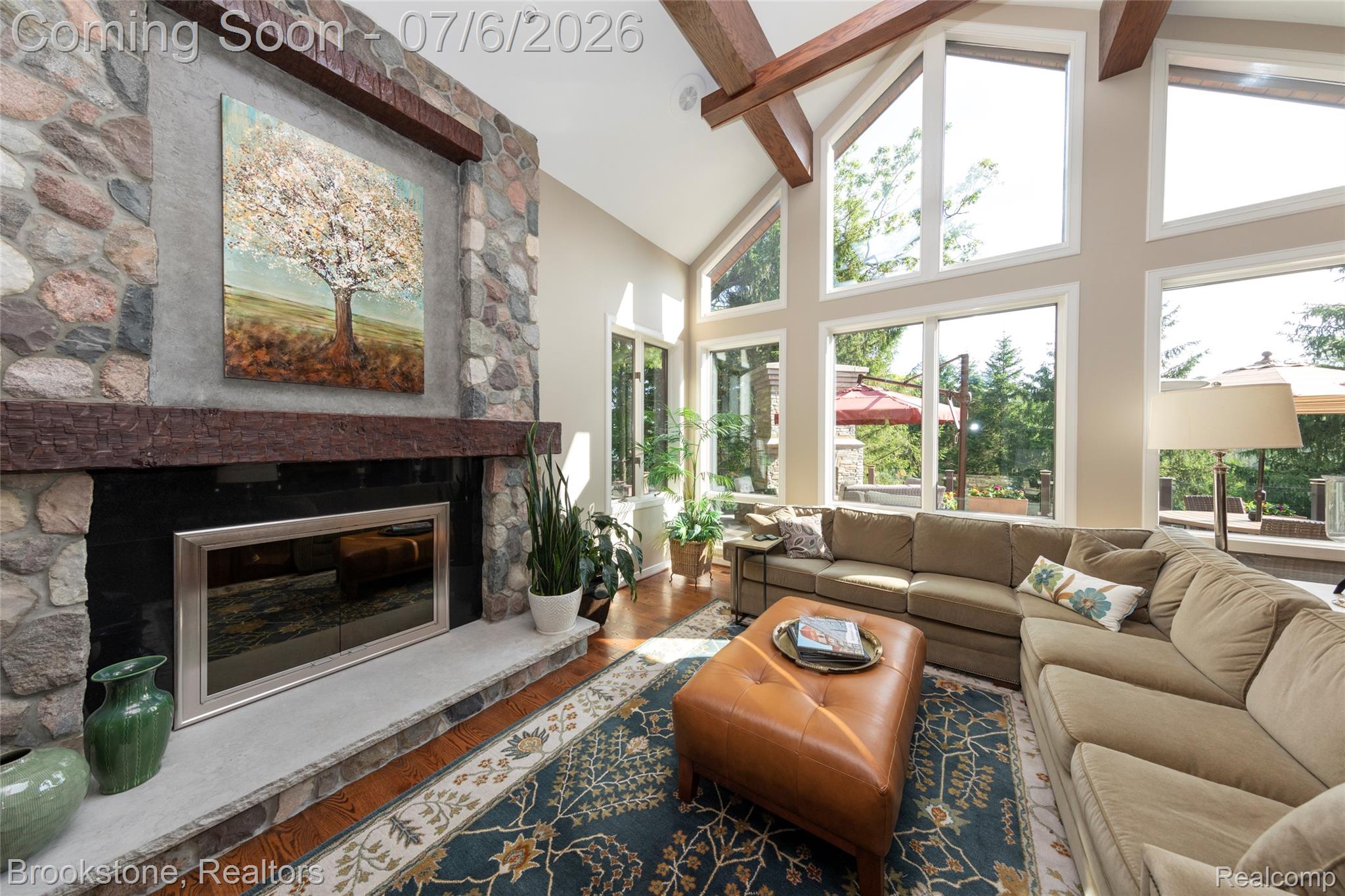 7215 DEER LAKE Court