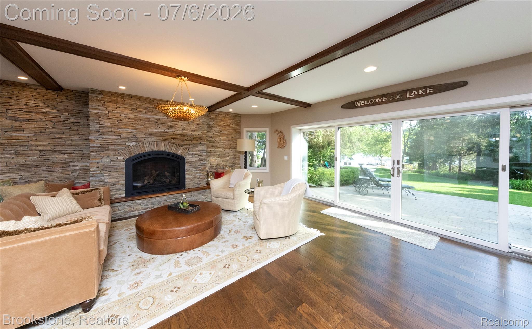 7215 DEER LAKE Court