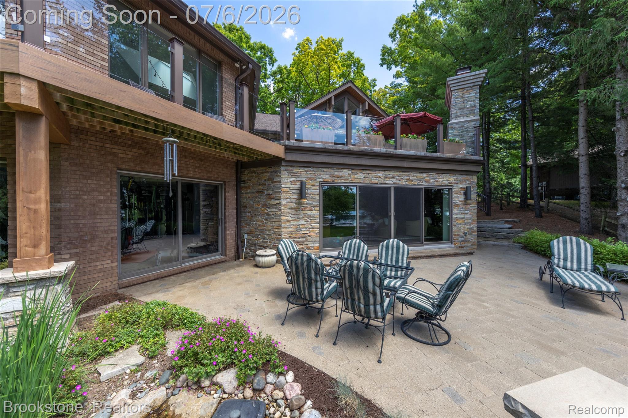 7215 DEER LAKE Court