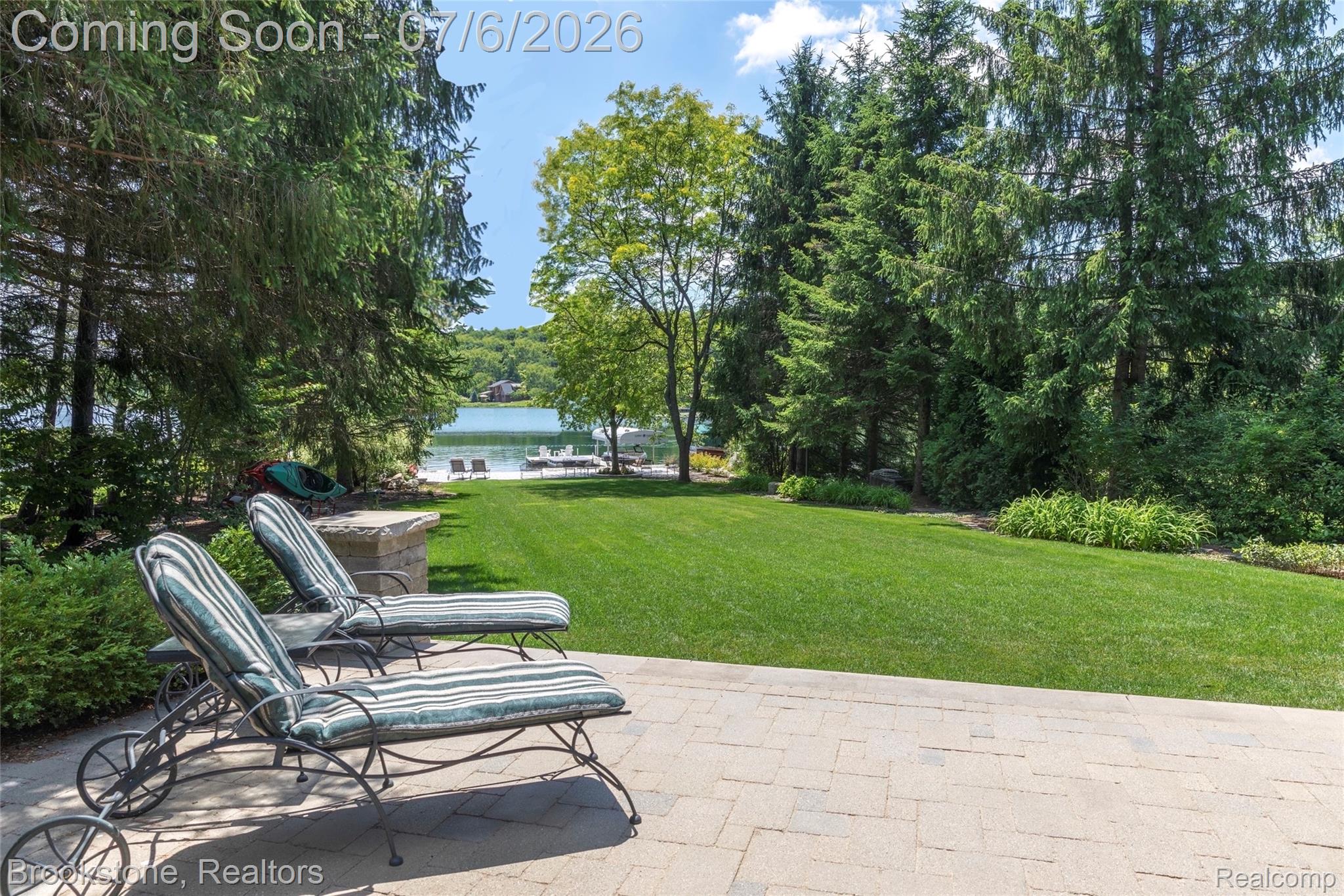 7215 DEER LAKE Court