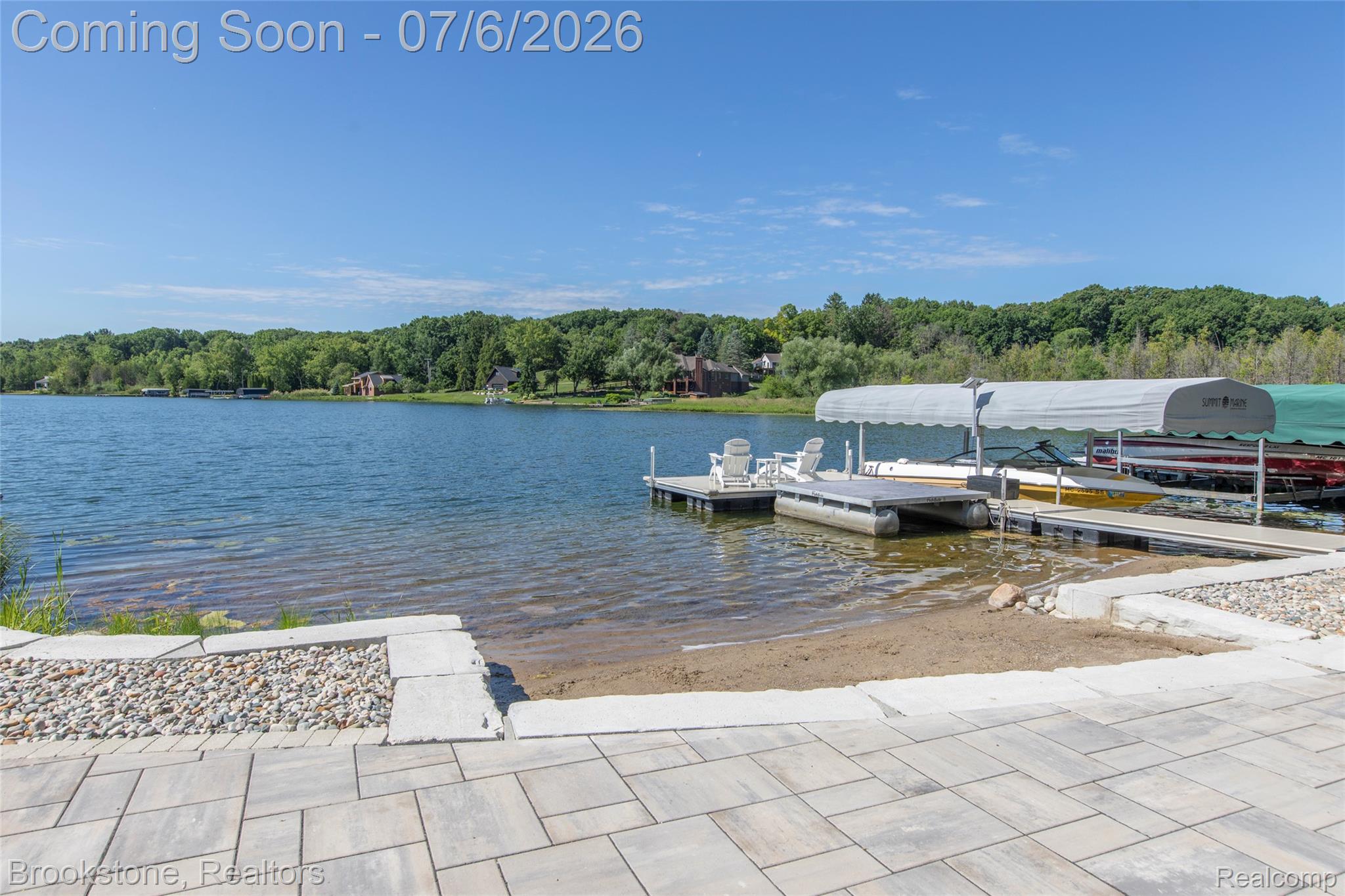 7215 DEER LAKE Court