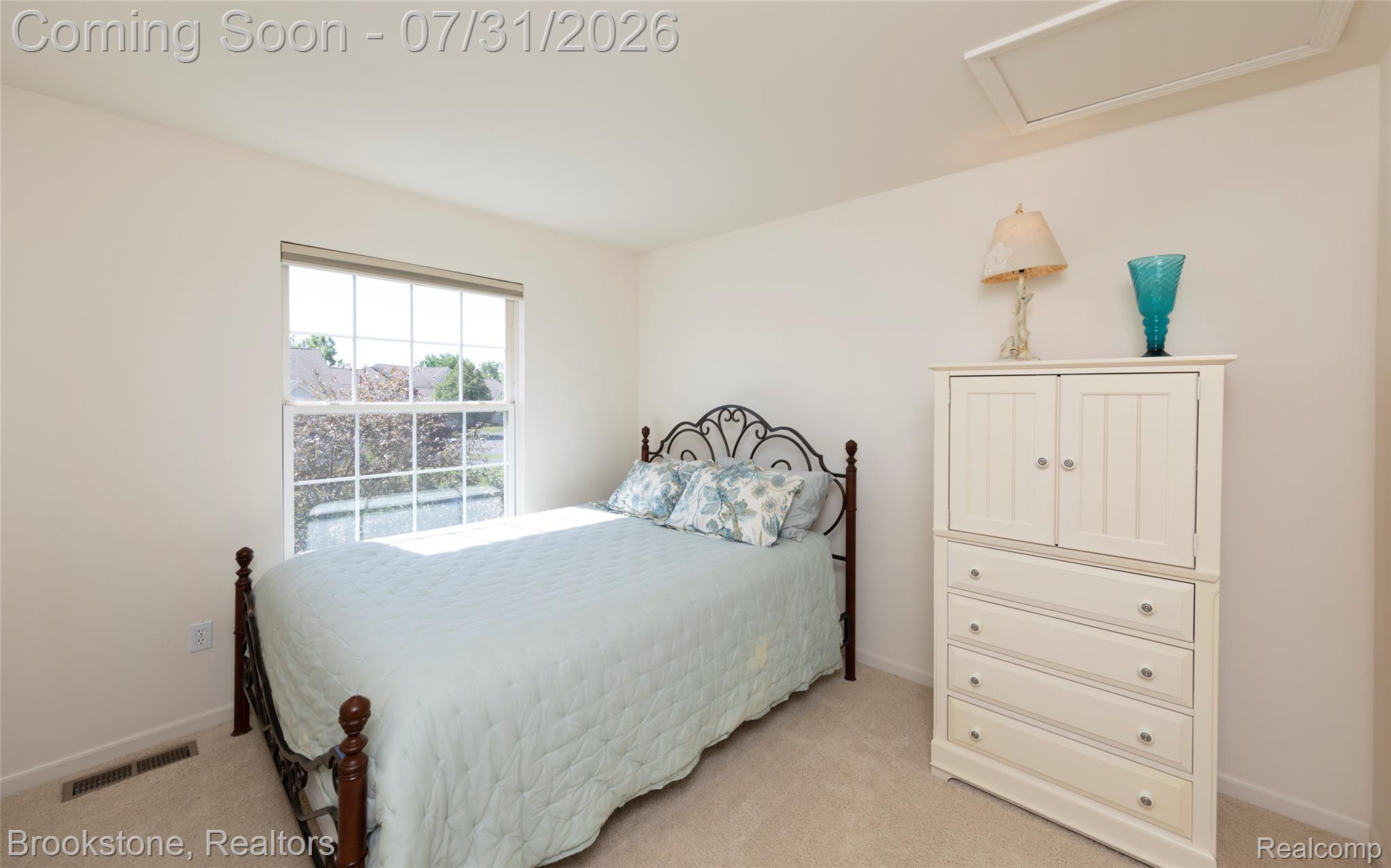 5948 BAYPOINTE Boulevard