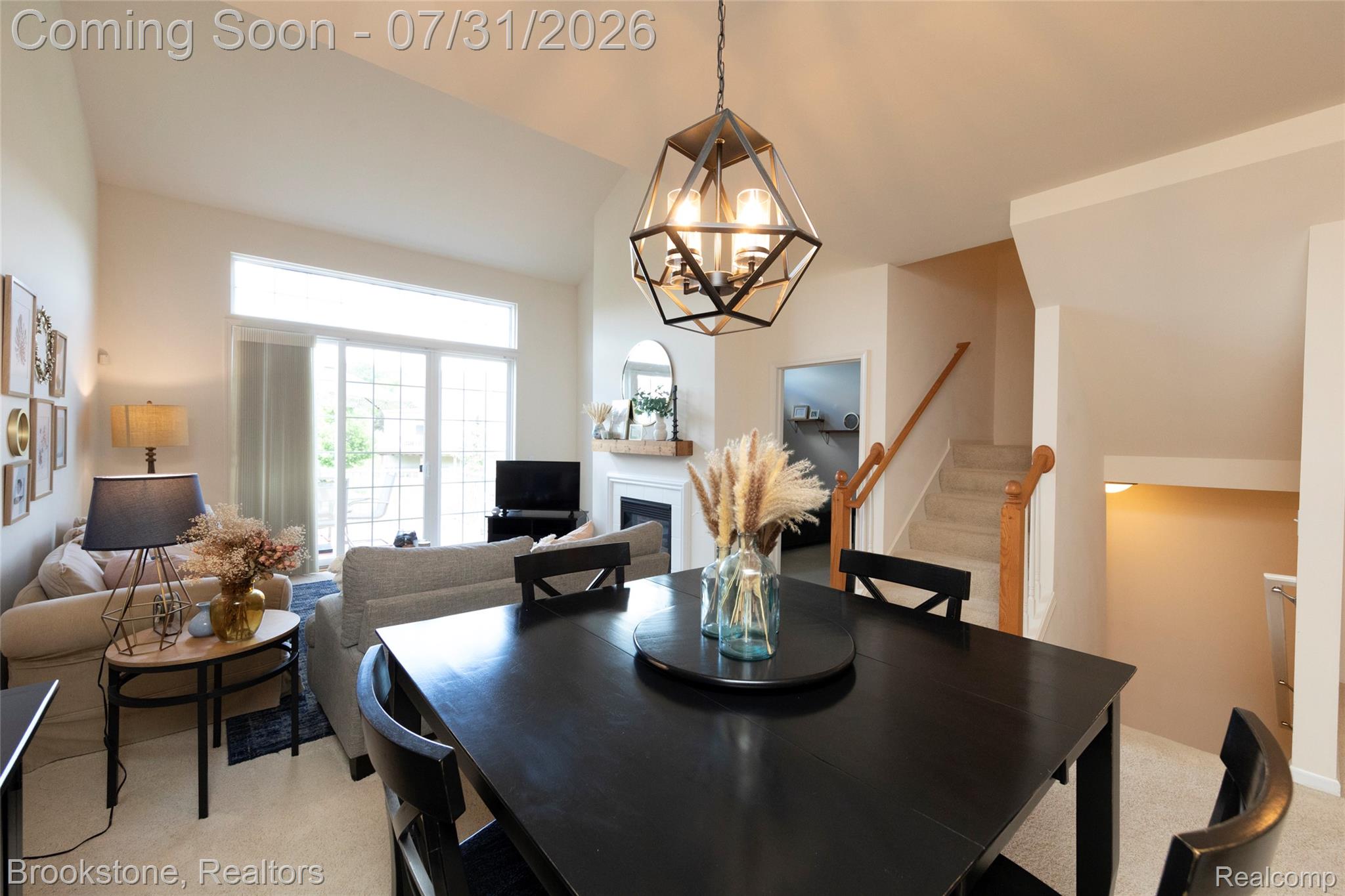 5948 BAYPOINTE Boulevard