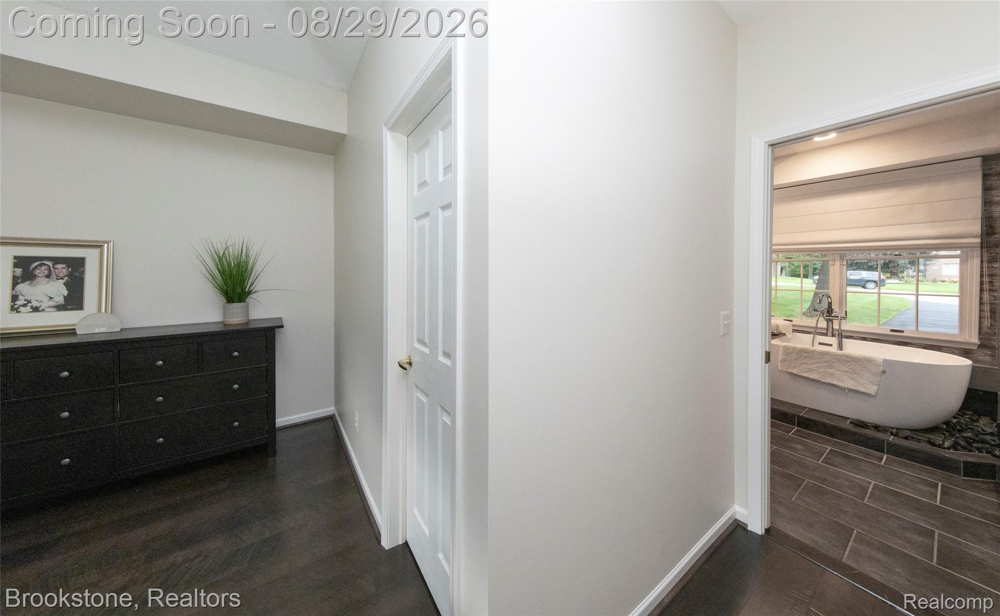 6825 CRANVILLE
