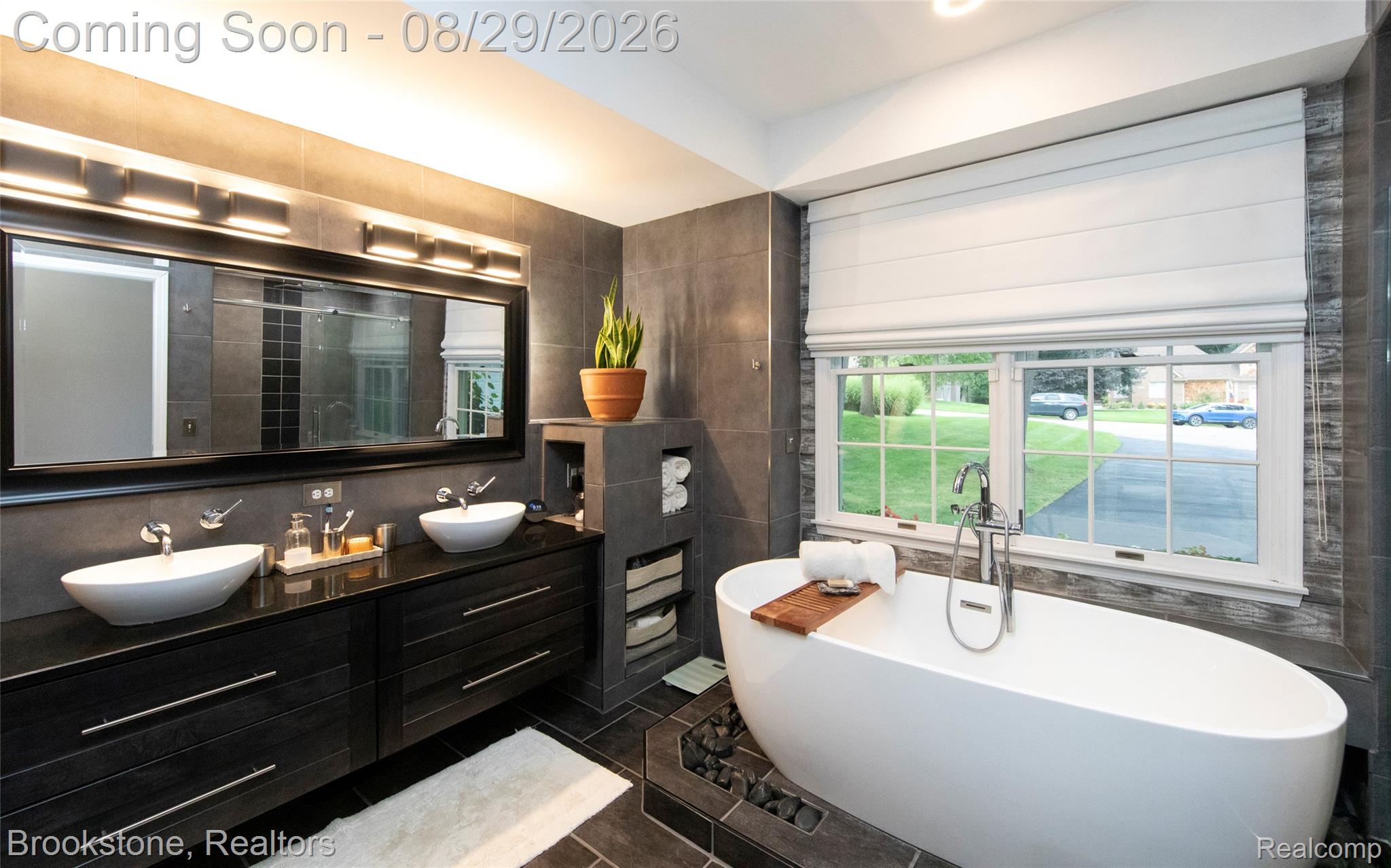 6825 CRANVILLE