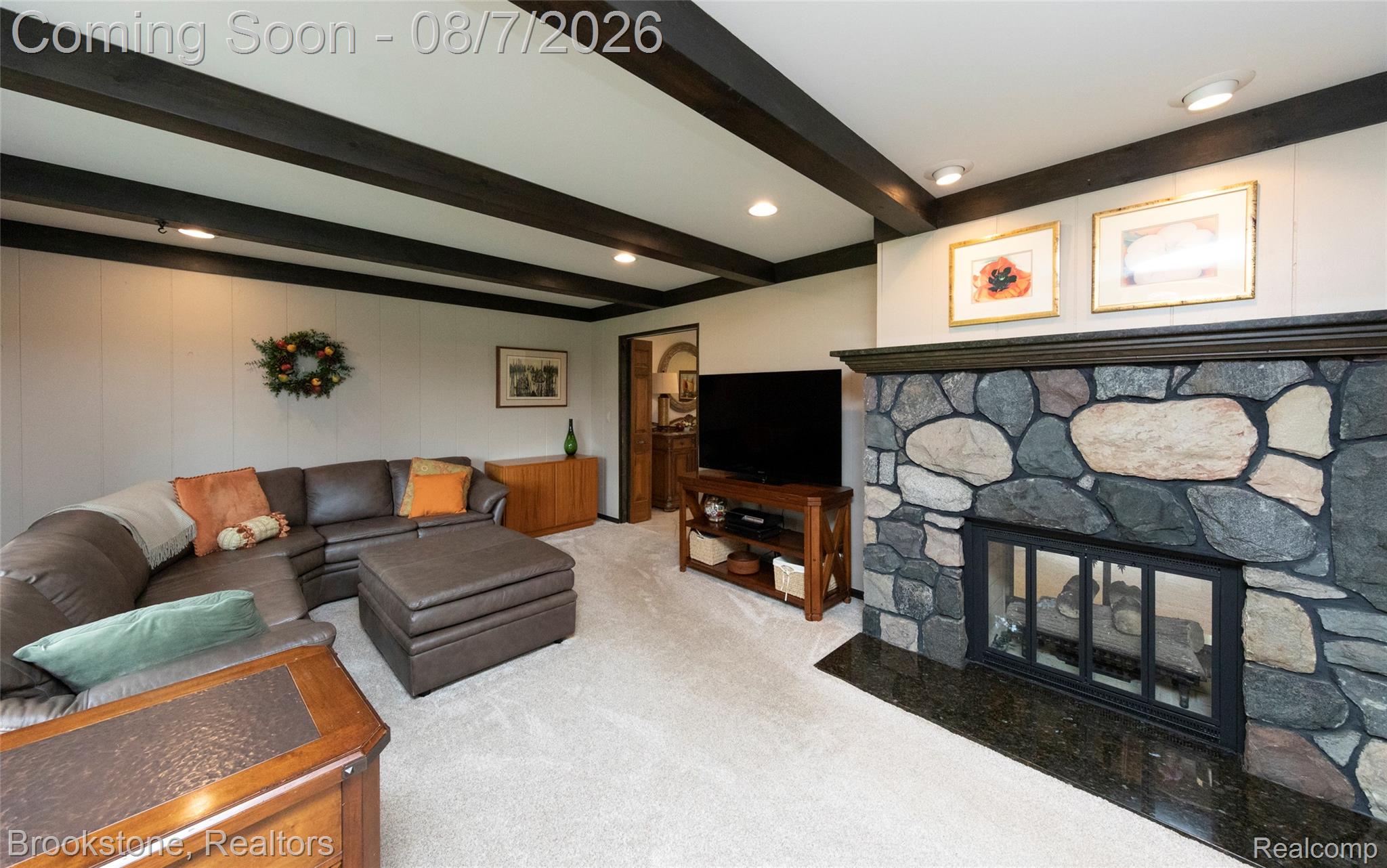 61195 MOUNT VERNON Road