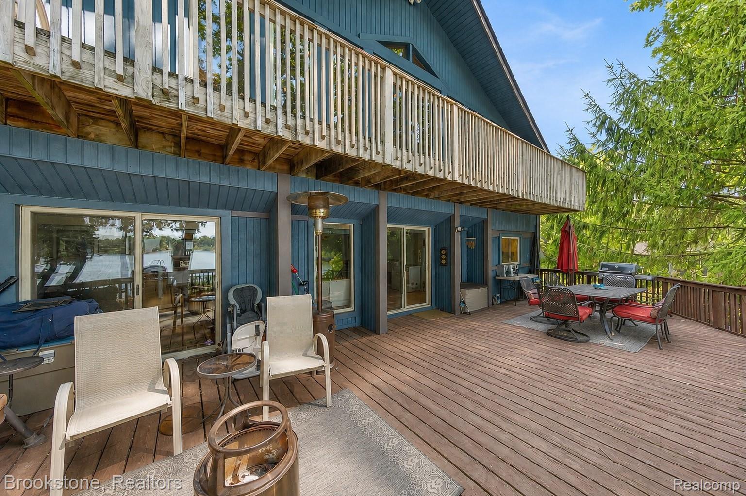 3235 McCORMICK Drive