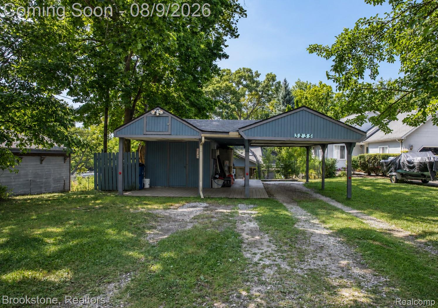 3235 McCORMICK Drive
