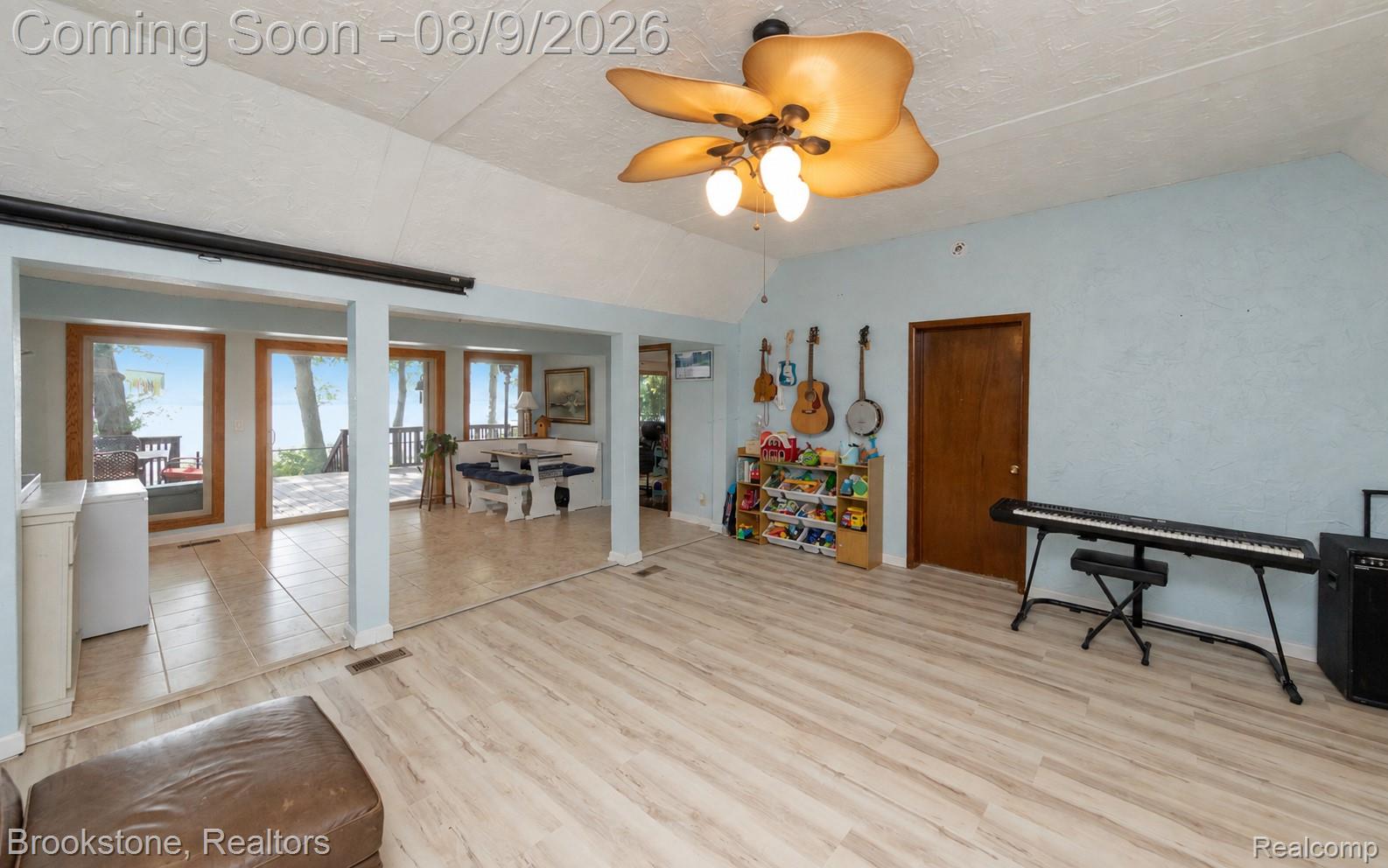 3235 McCORMICK Drive