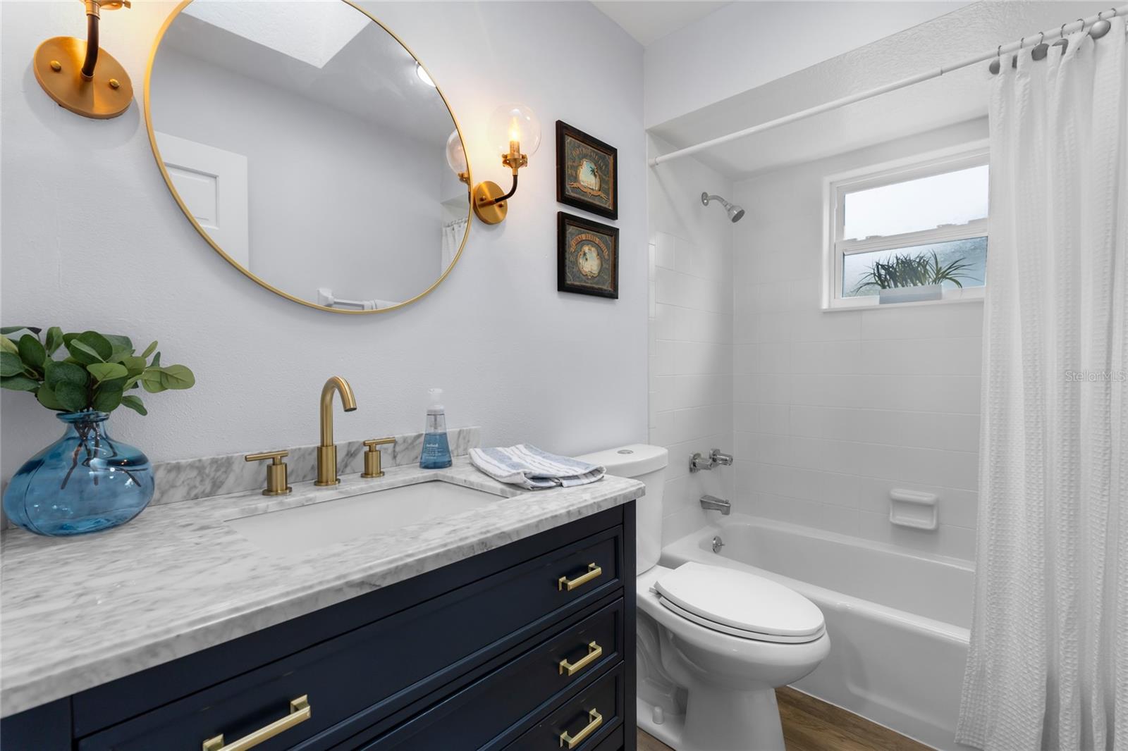 112 CUNNINGHAM DRIVE