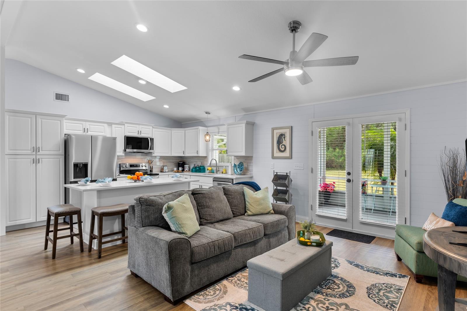 112 CUNNINGHAM DRIVE