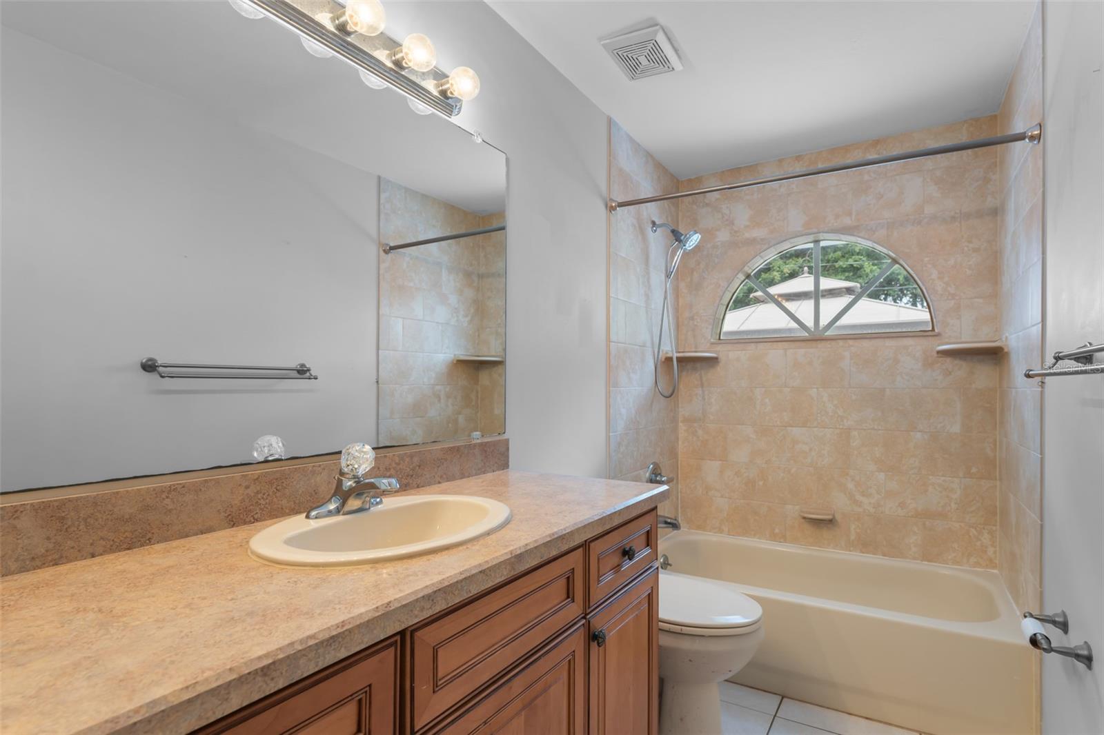 1328 NEEDLE PALM DR