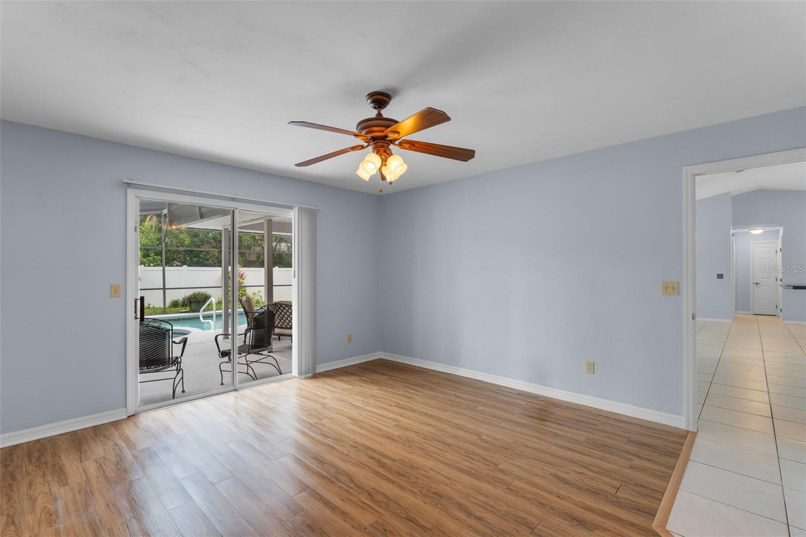 1328 NEEDLE PALM DR