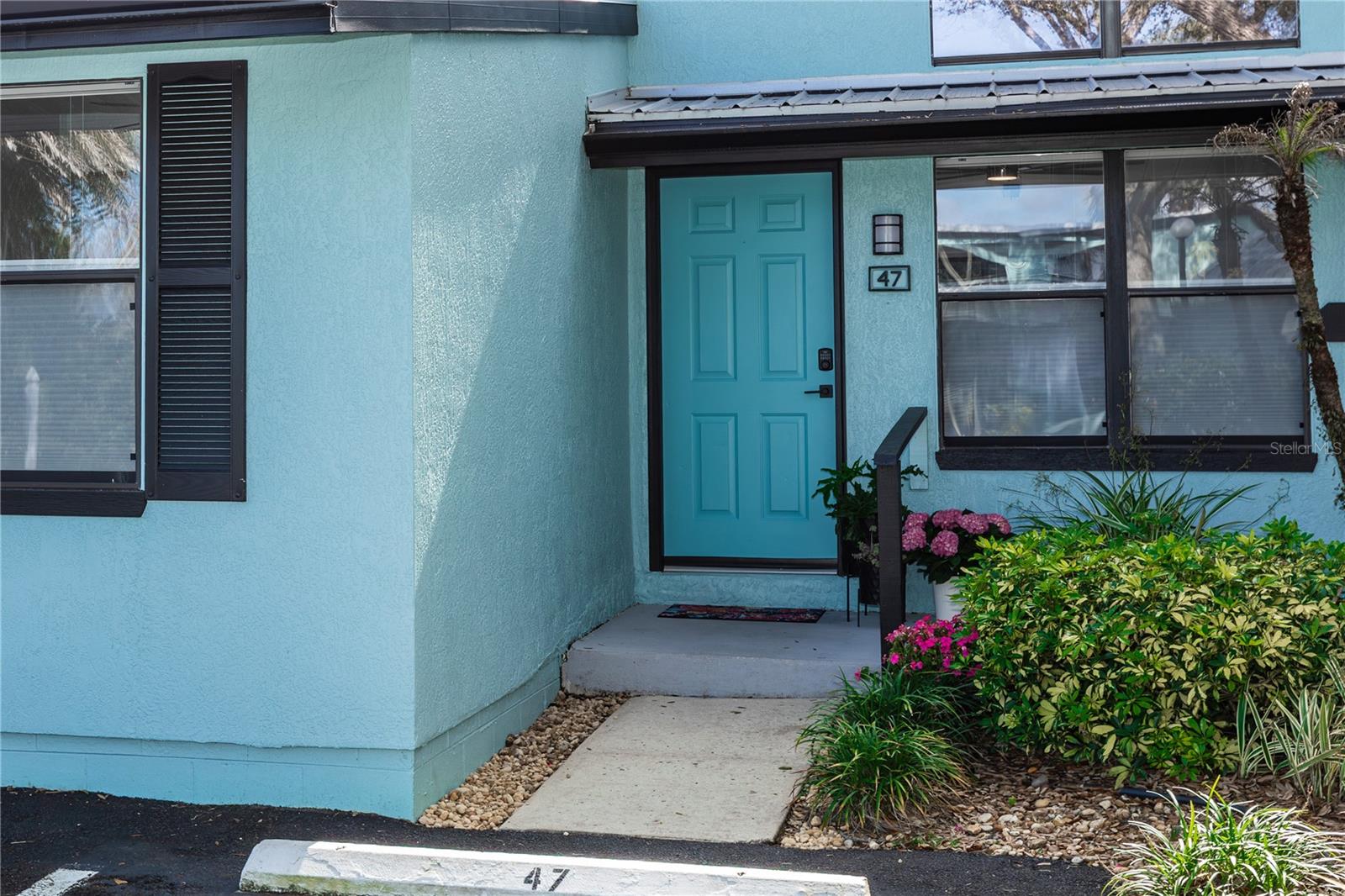 47 JACARANDA CAY CT #470