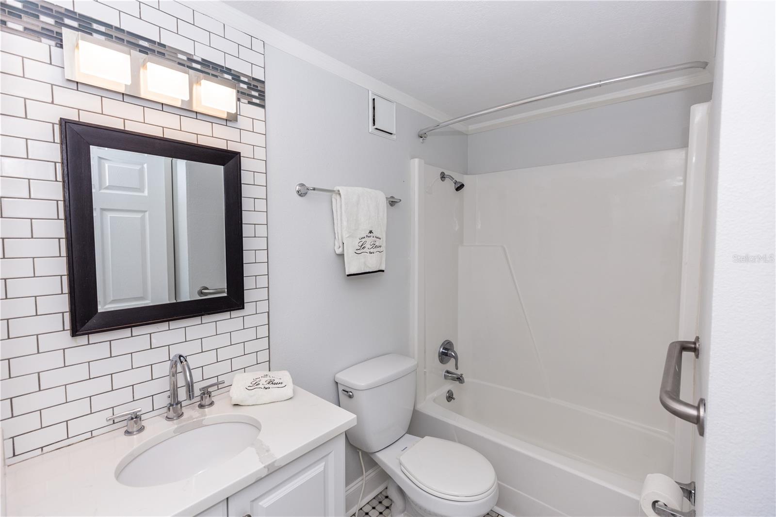 47 JACARANDA CAY CT #470