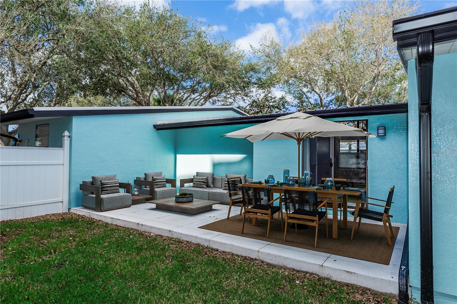 47 JACARANDA CAY CT #470