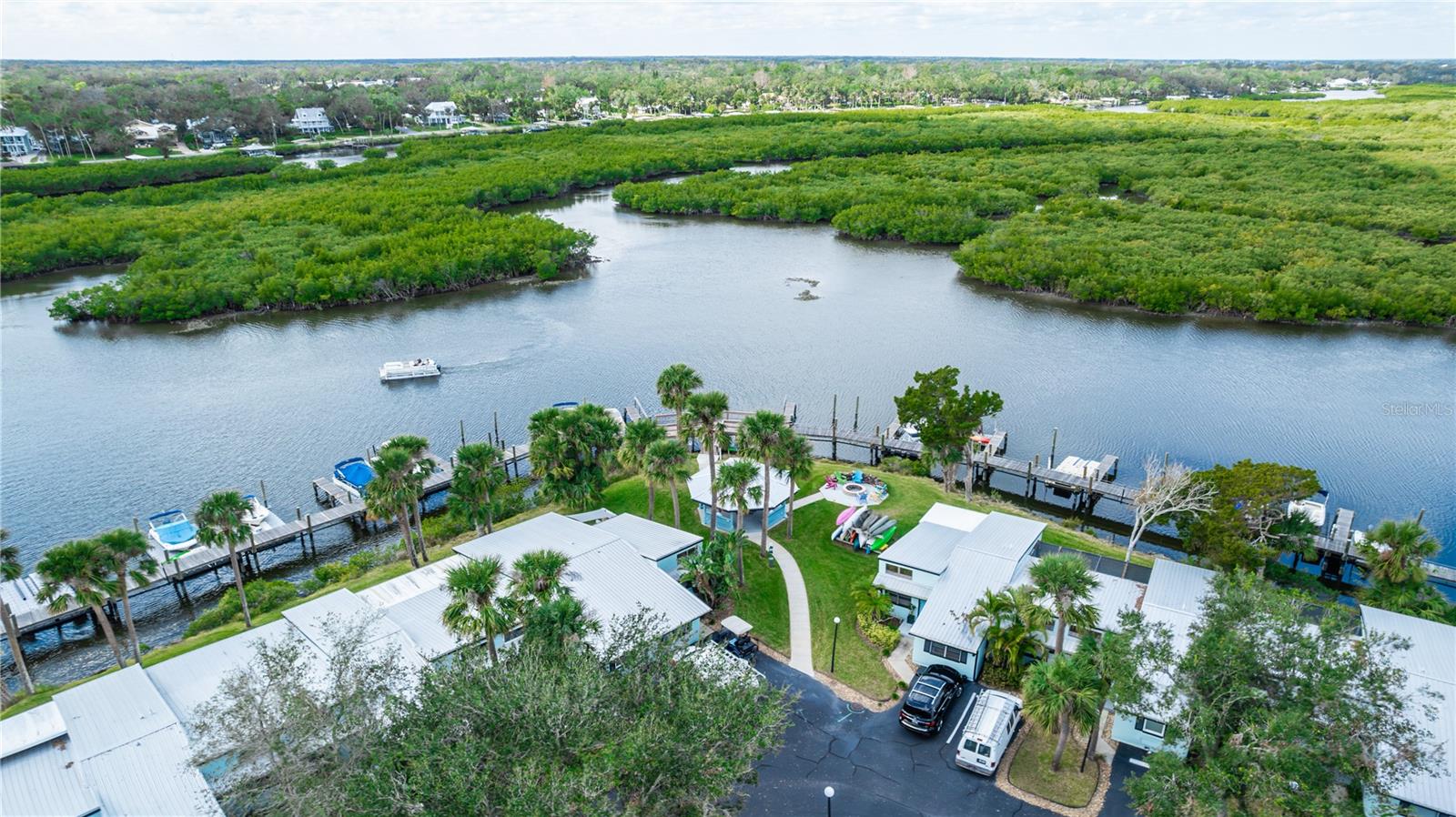 47 JACARANDA CAY CT #470