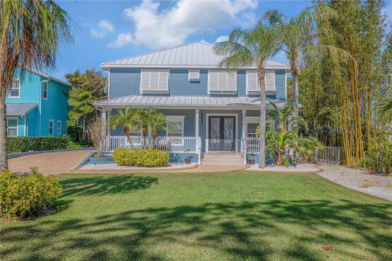 2718 SUNSET DR