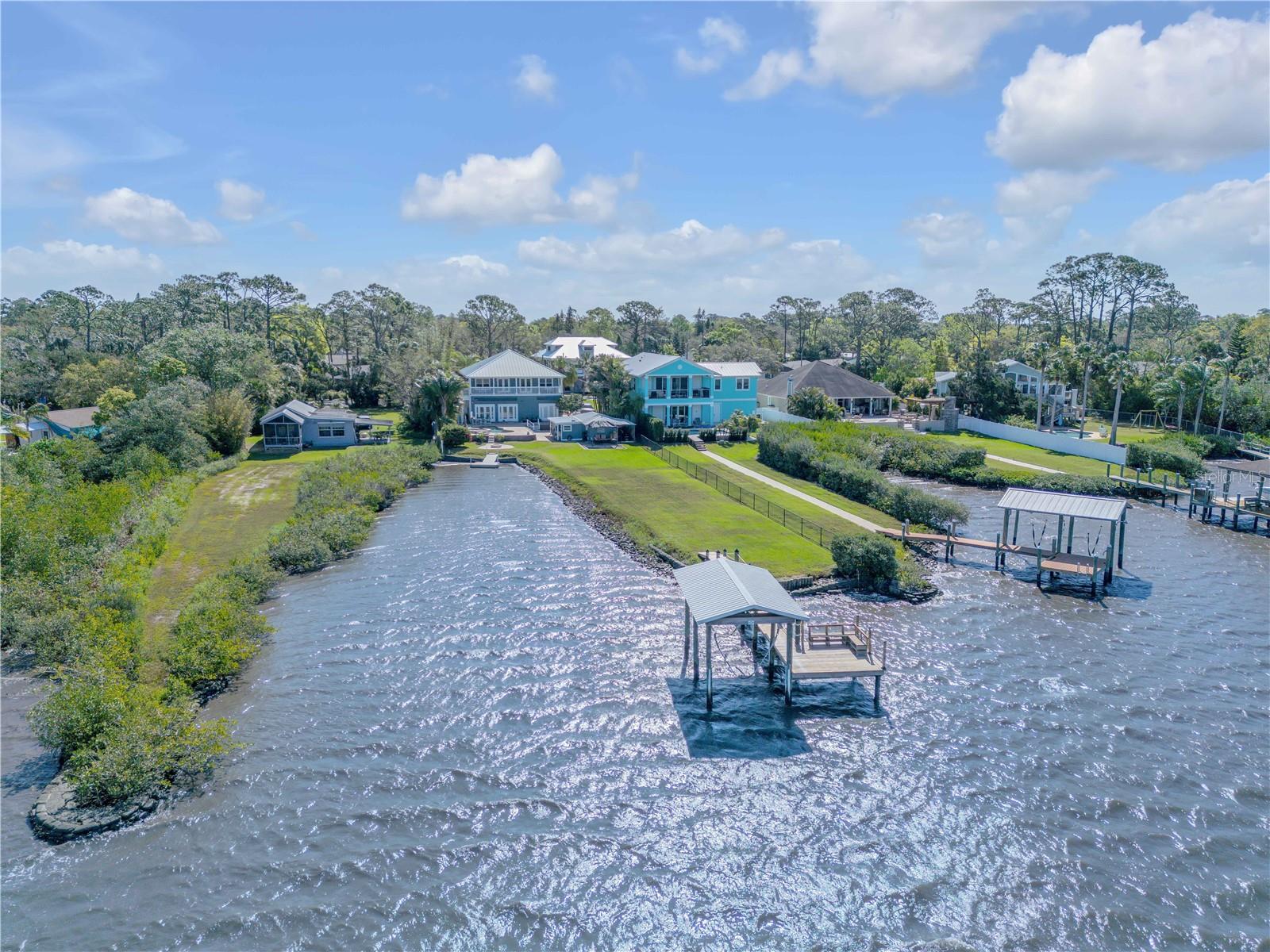 2718 SUNSET DR