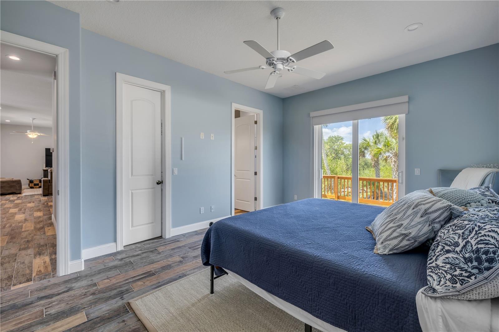 1804 SAXON DR