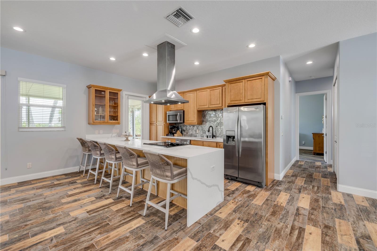 1804 SAXON DR