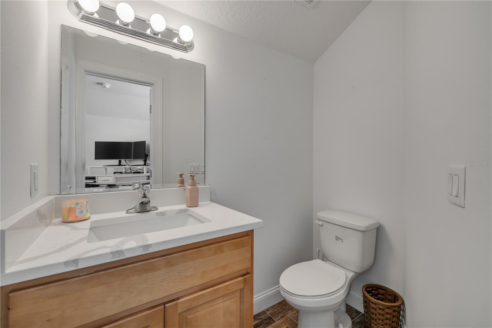 1804 SAXON DR