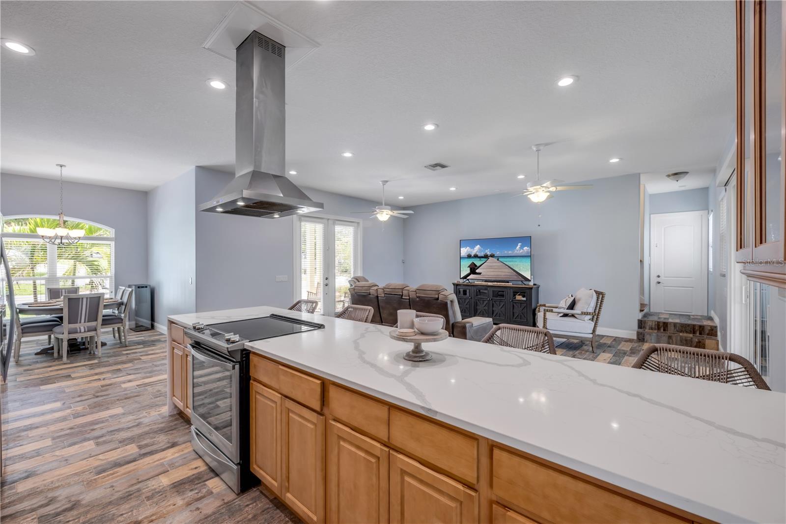 1804 SAXON DR