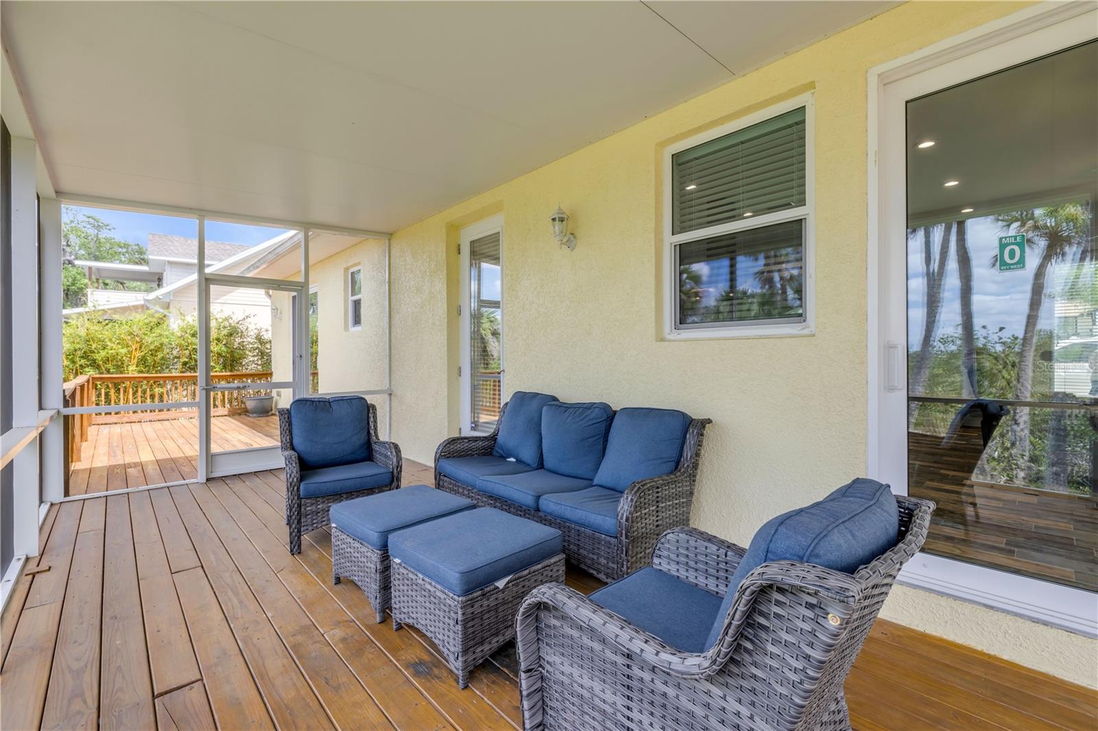 1804 SAXON DR