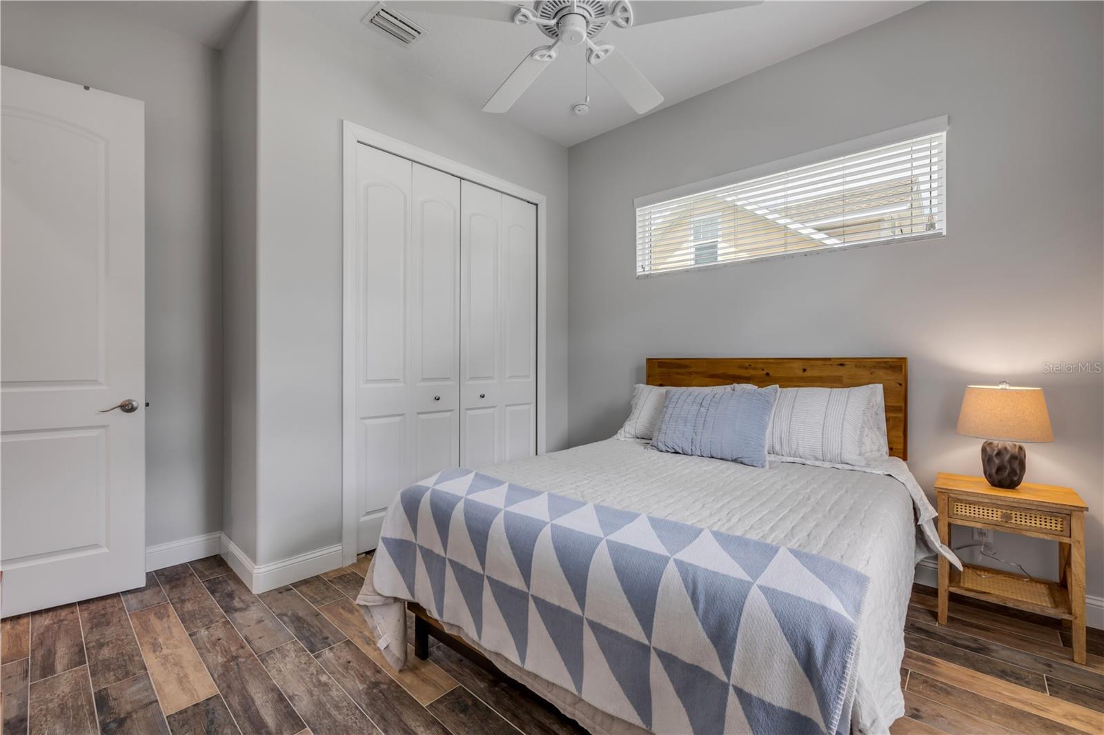 1804 SAXON DR