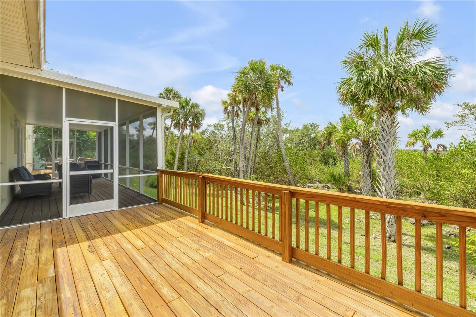 1804 SAXON DR