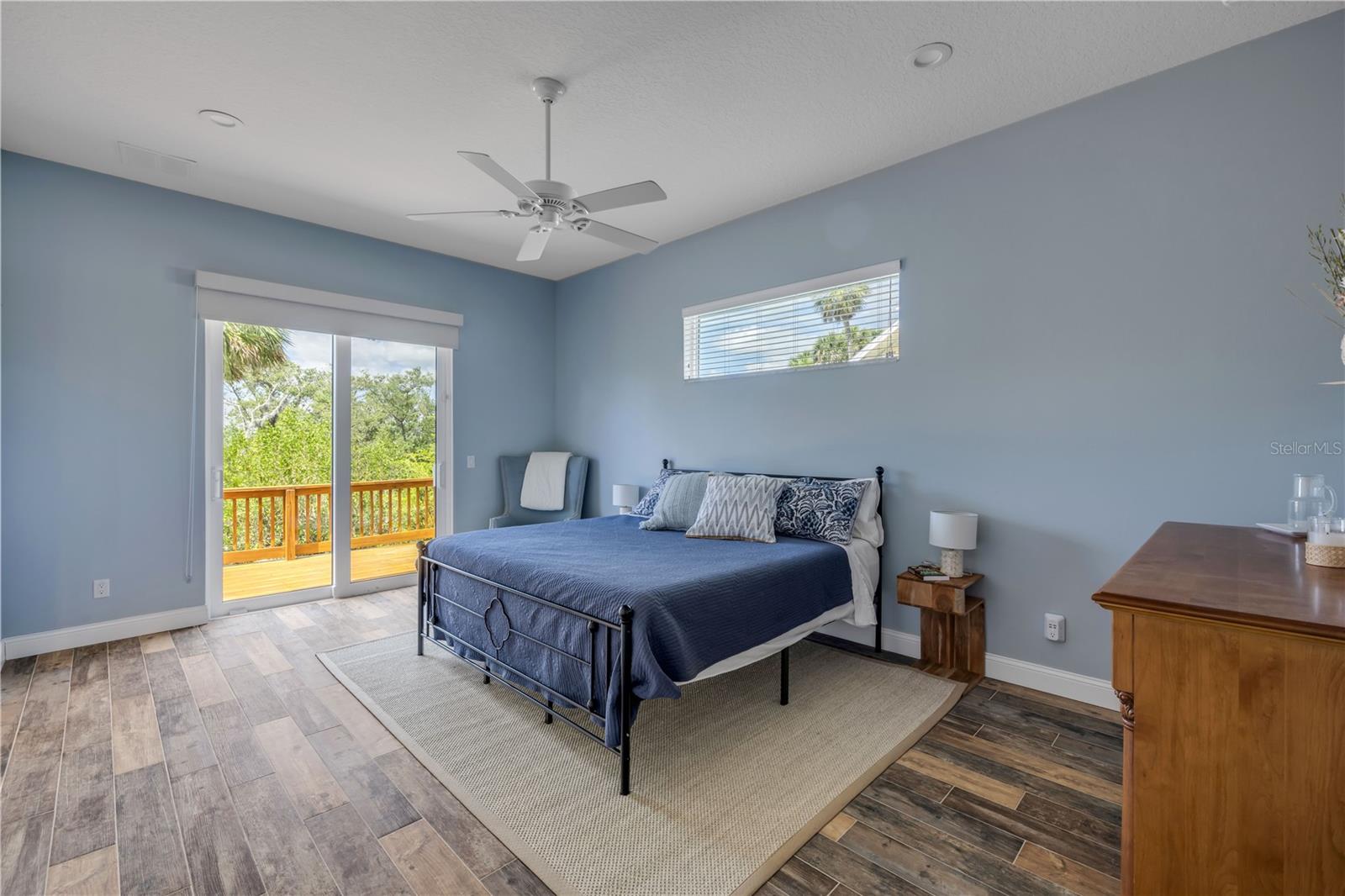1804 SAXON DR