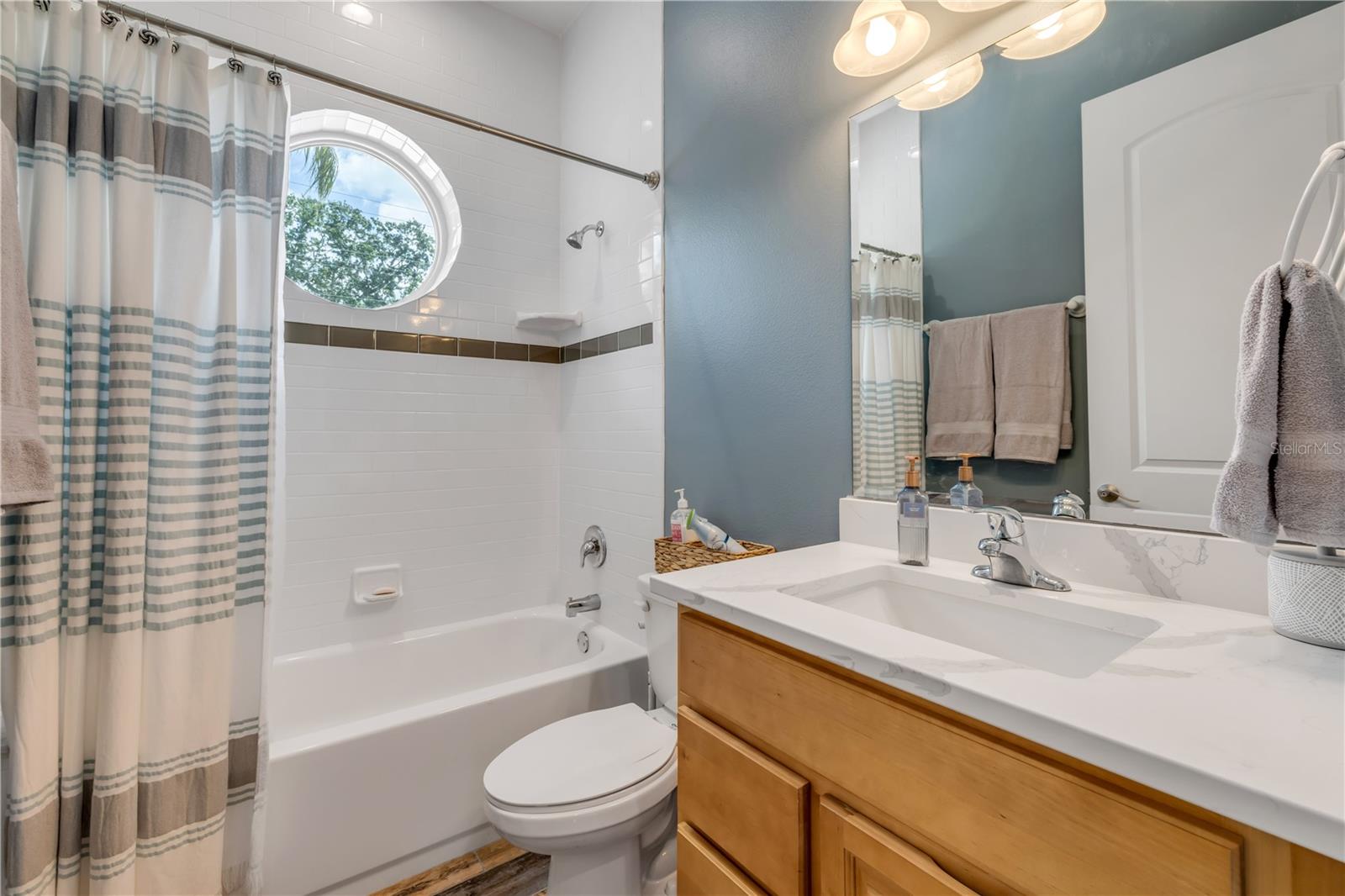 1804 SAXON DR