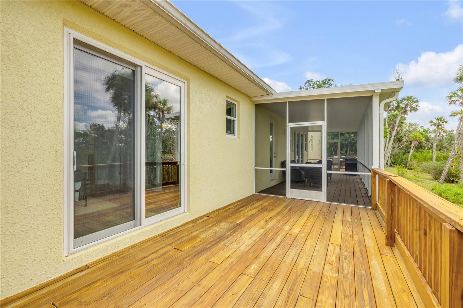1804 SAXON DR