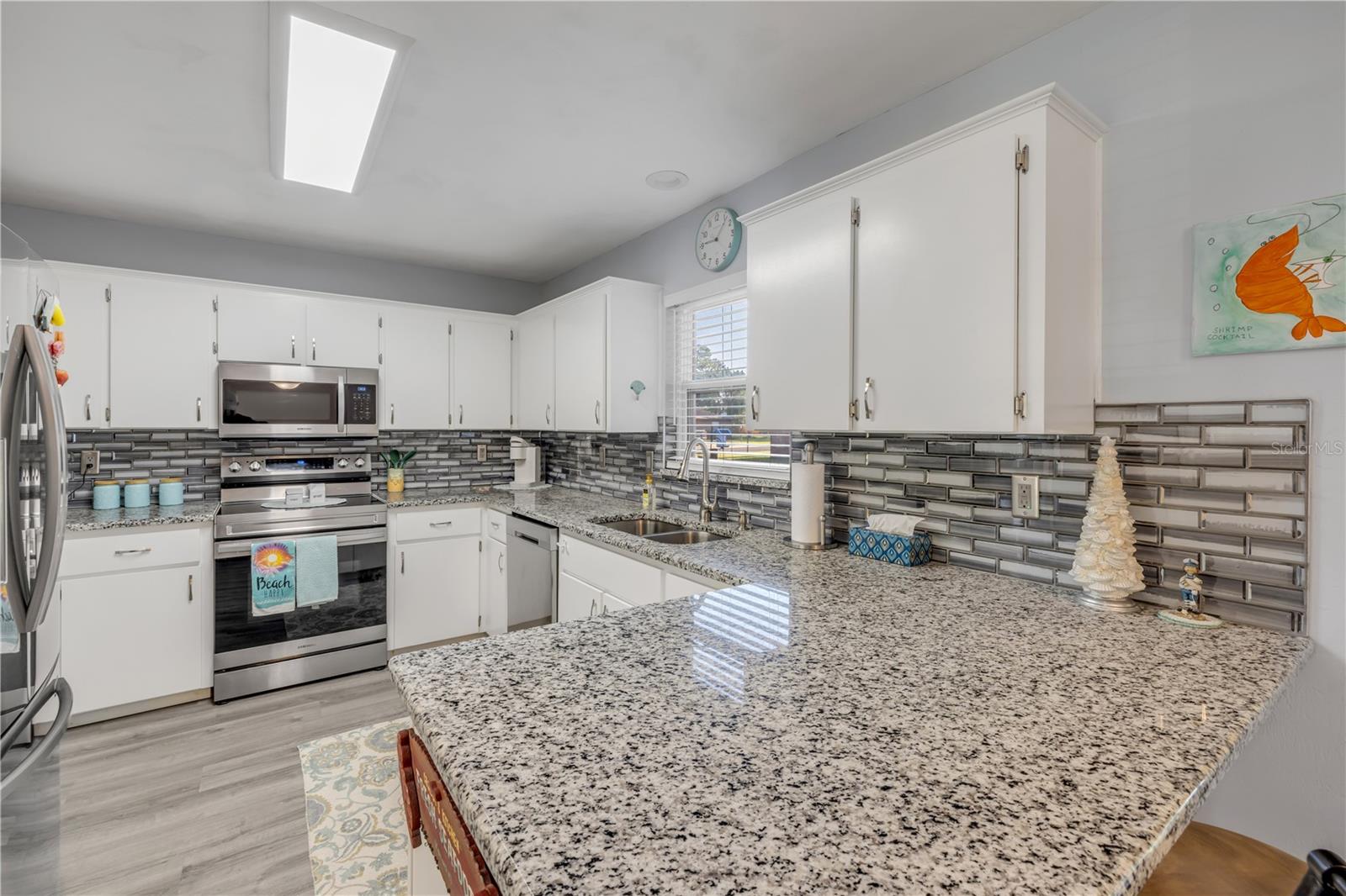 1808 ENTERPRISE AVE #1808A