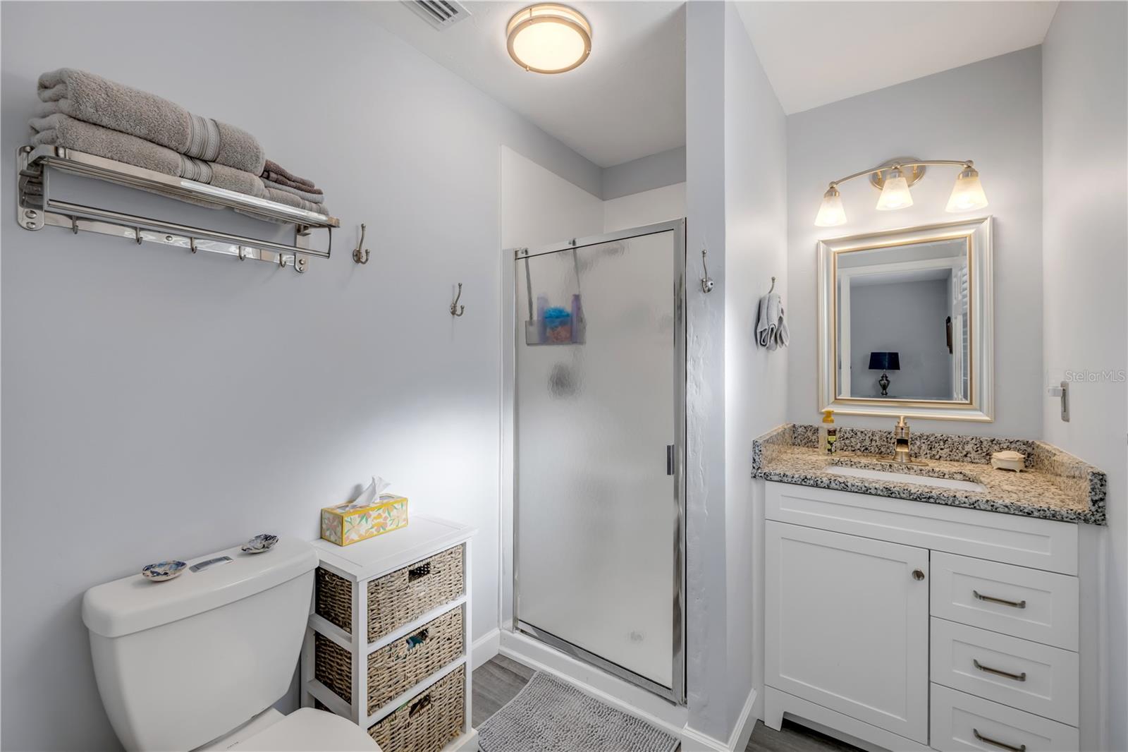 1808 ENTERPRISE AVE #1808A