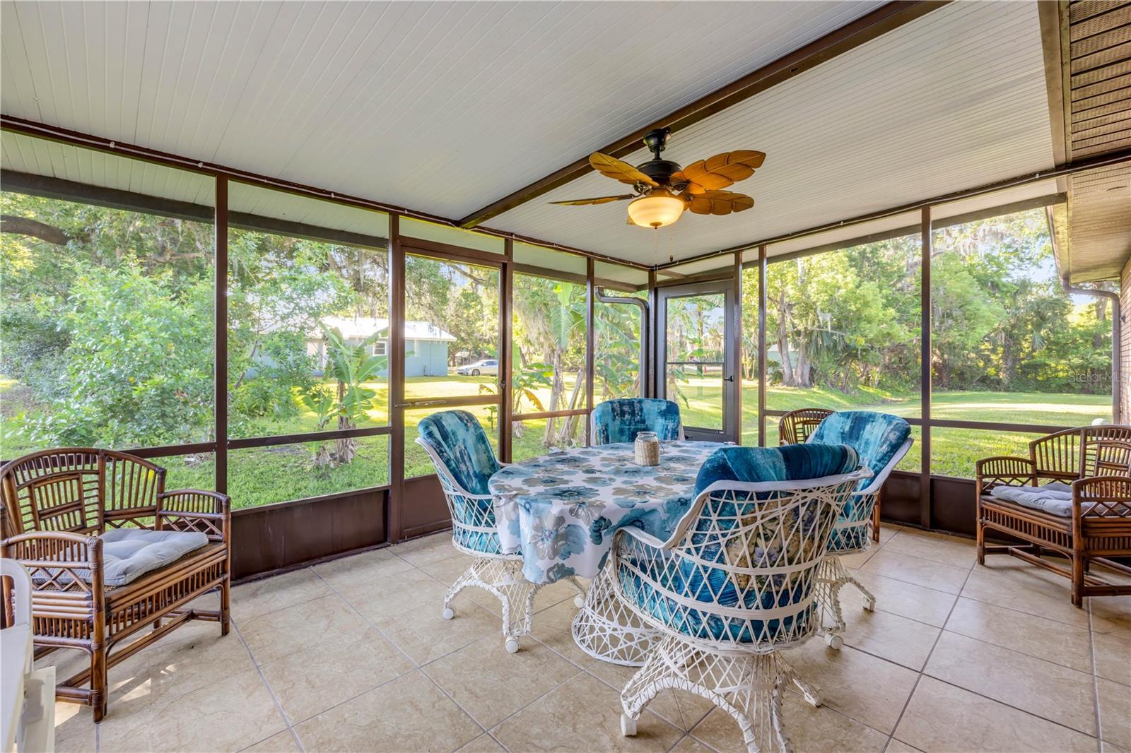 1808 ENTERPRISE AVE #1808A