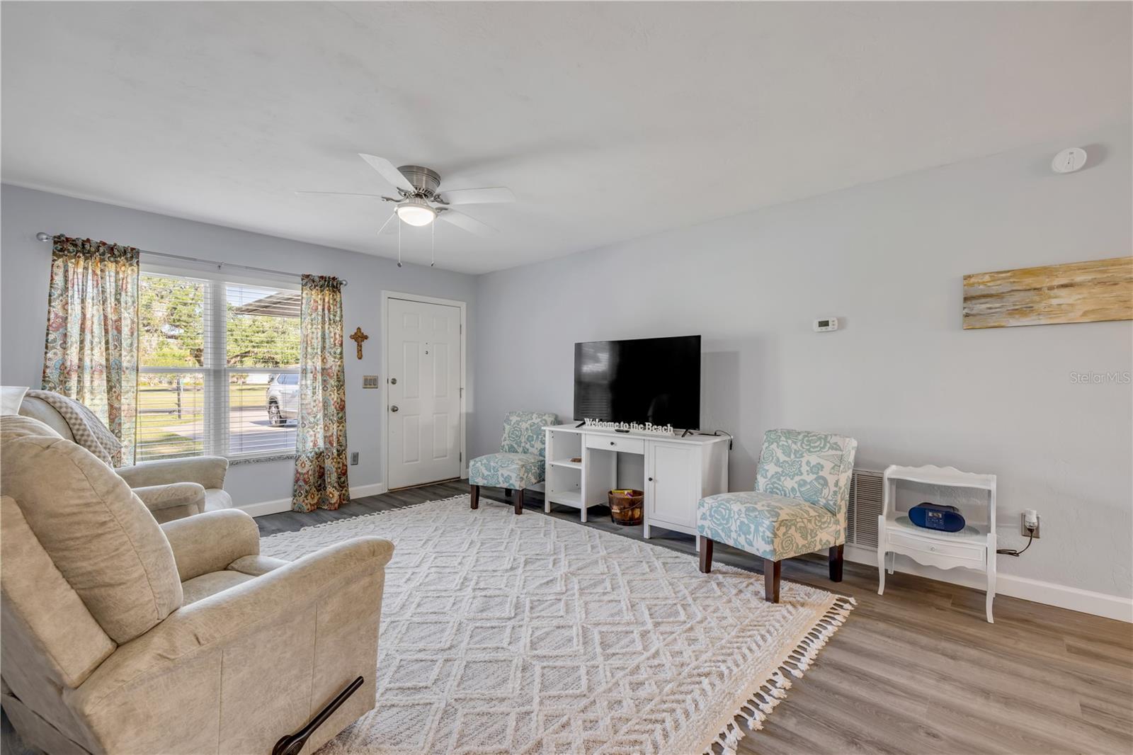 1808 ENTERPRISE AVE #1808A