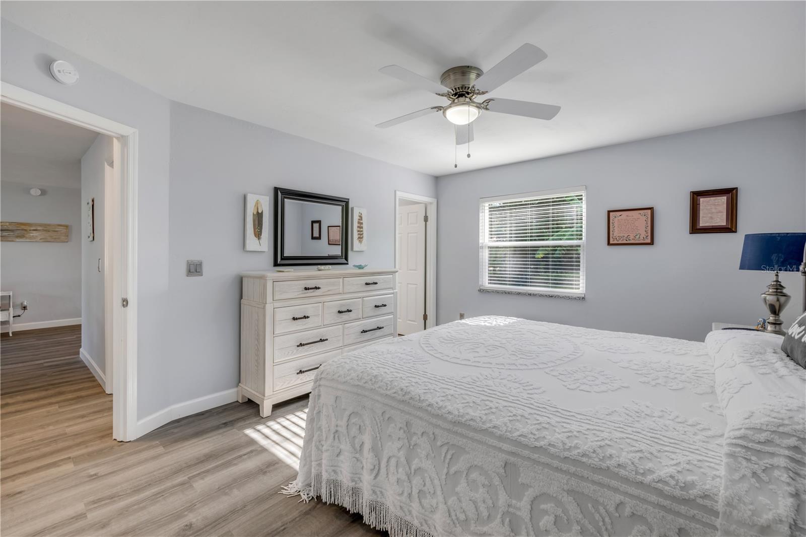 1808 ENTERPRISE AVE #1808A