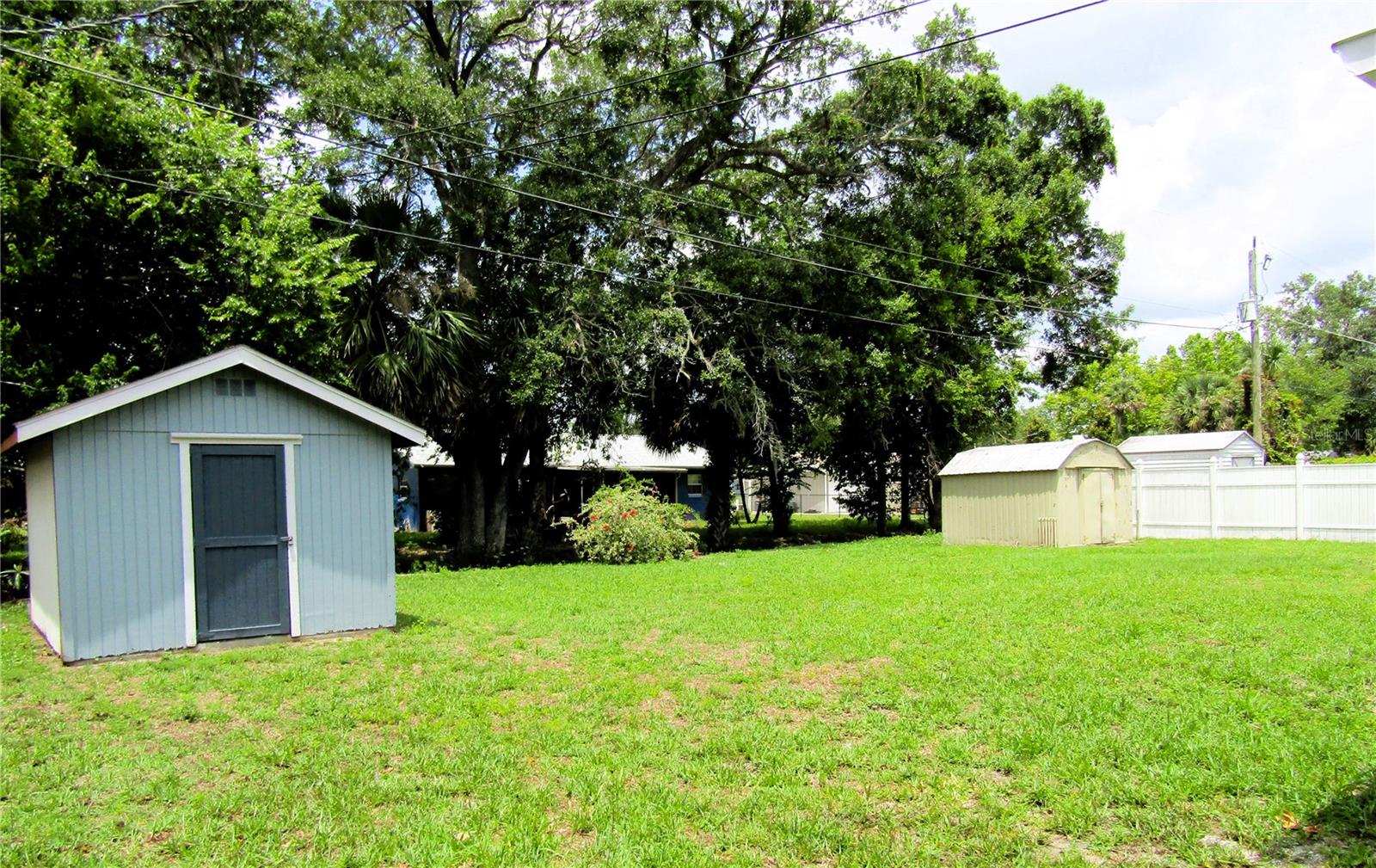 1920 TRAVELERS PALM DR