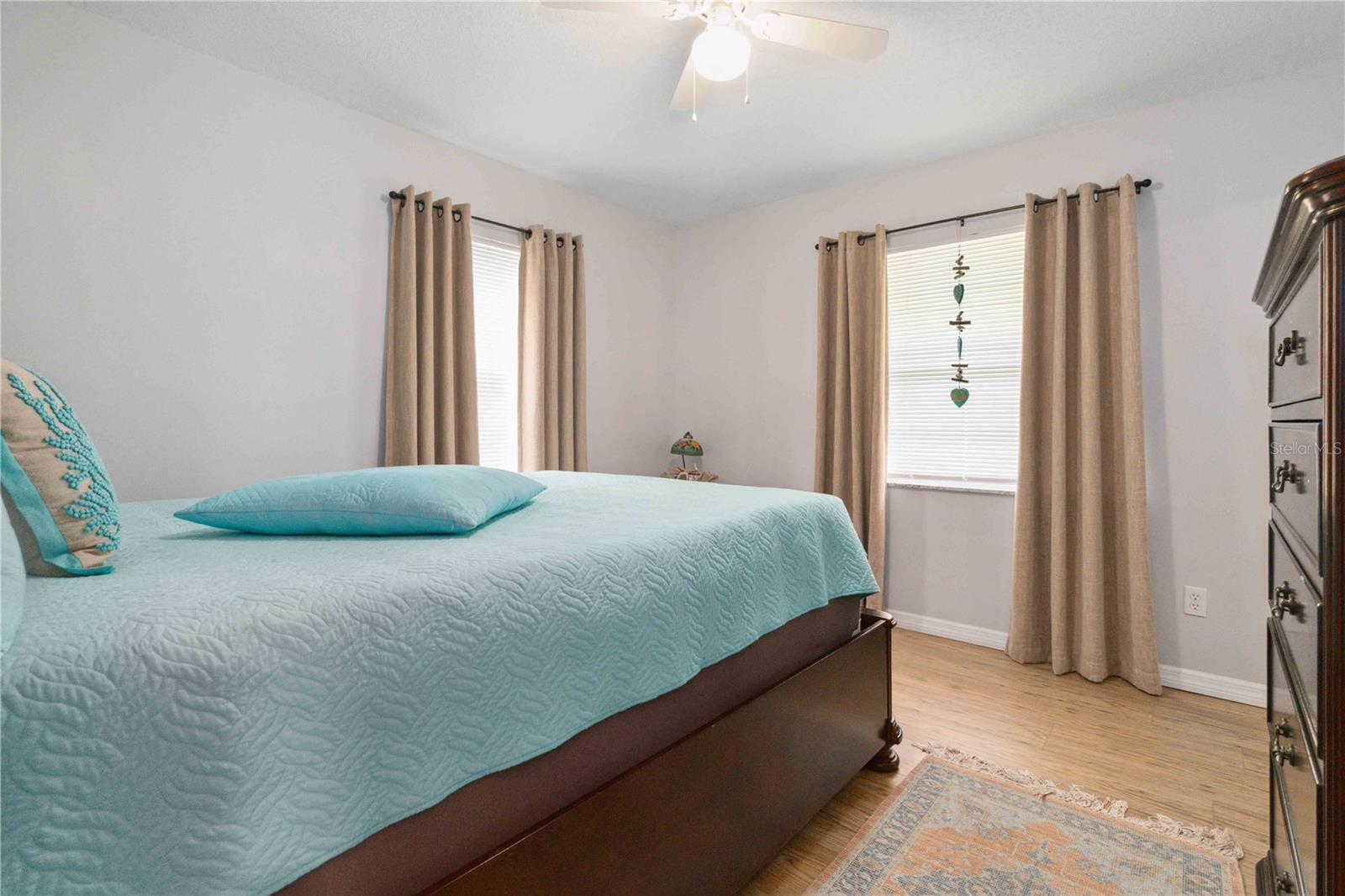 1920 TRAVELERS PALM DR