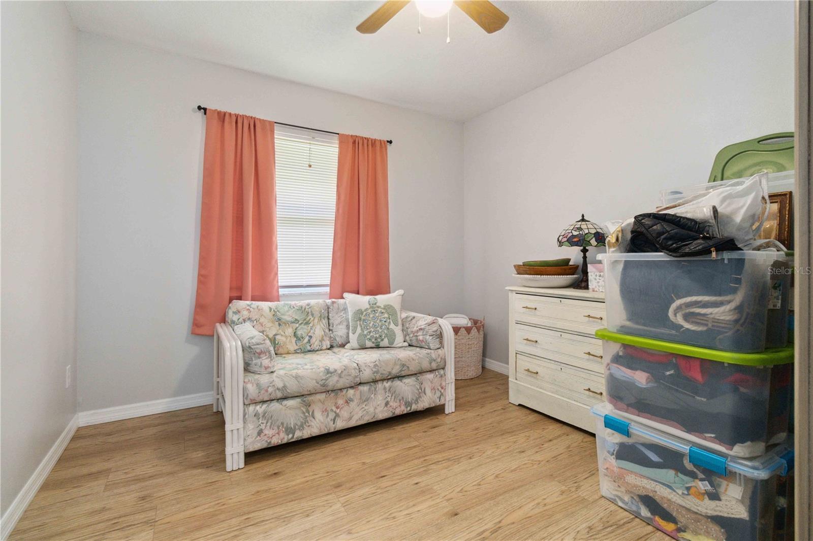 1920 TRAVELERS PALM DR