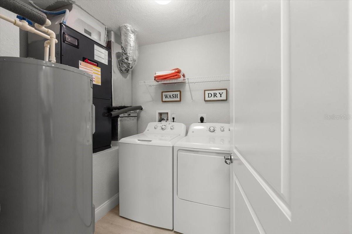 2 RIVERWALK DR #402