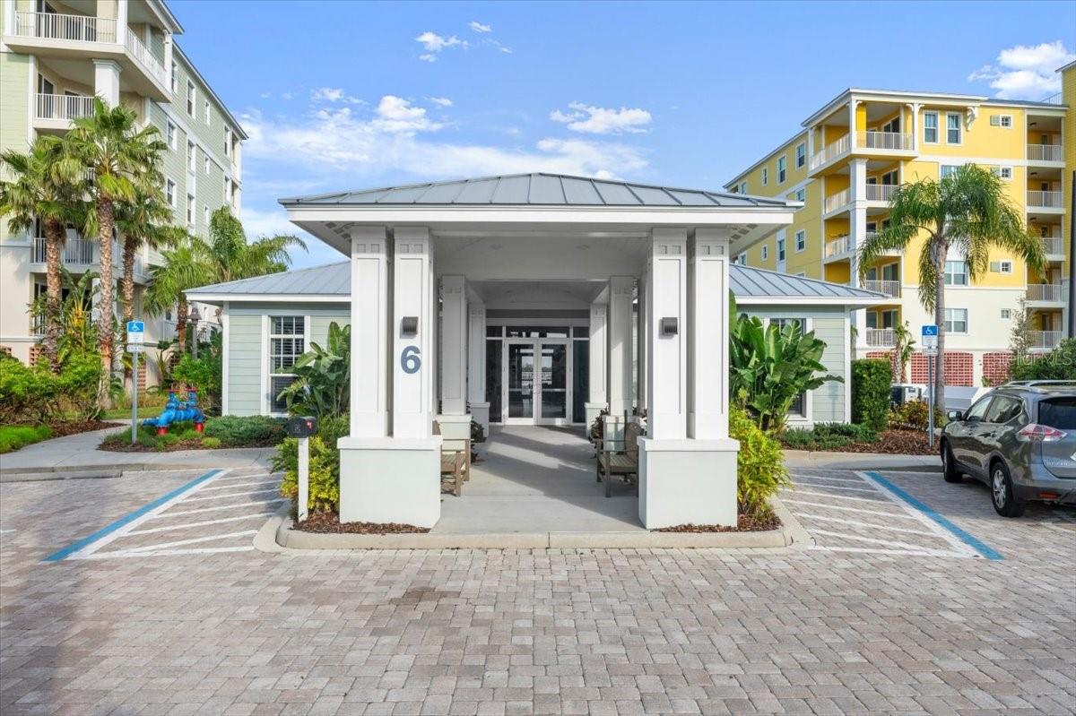 2 RIVERWALK DR #402