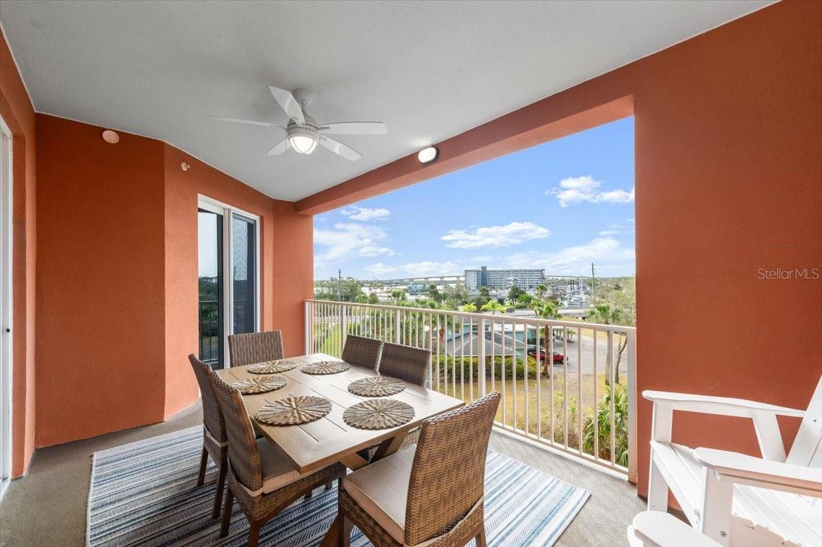 2 RIVERWALK DR #402